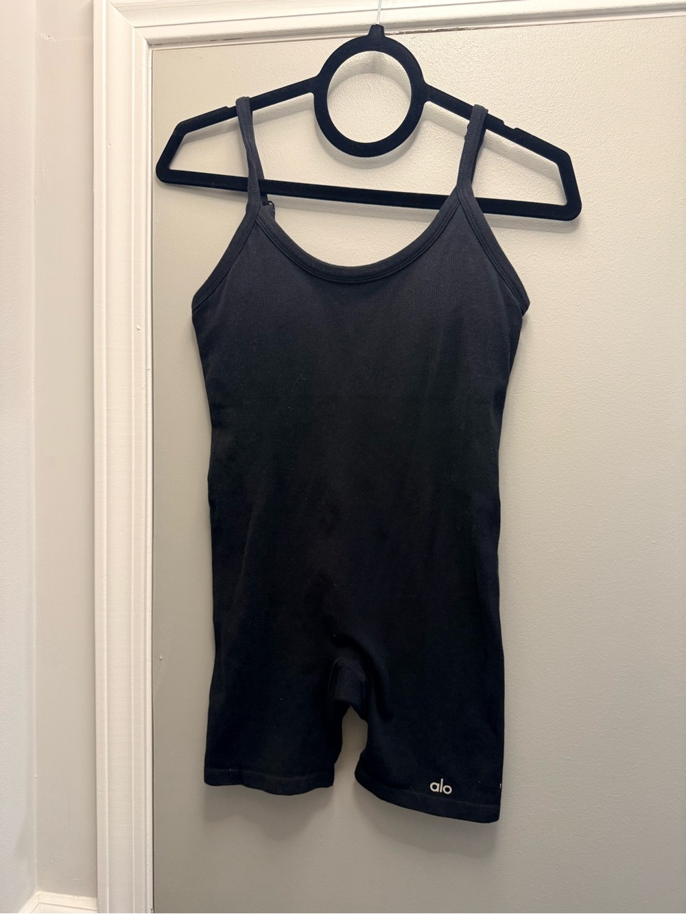 ALO Seamless Ribbed Favorite Onesie- S Black NWT